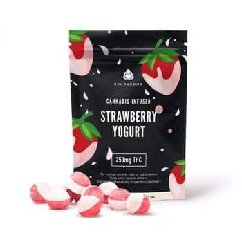 1566694708 black strawberry yogurt blast gummies 1